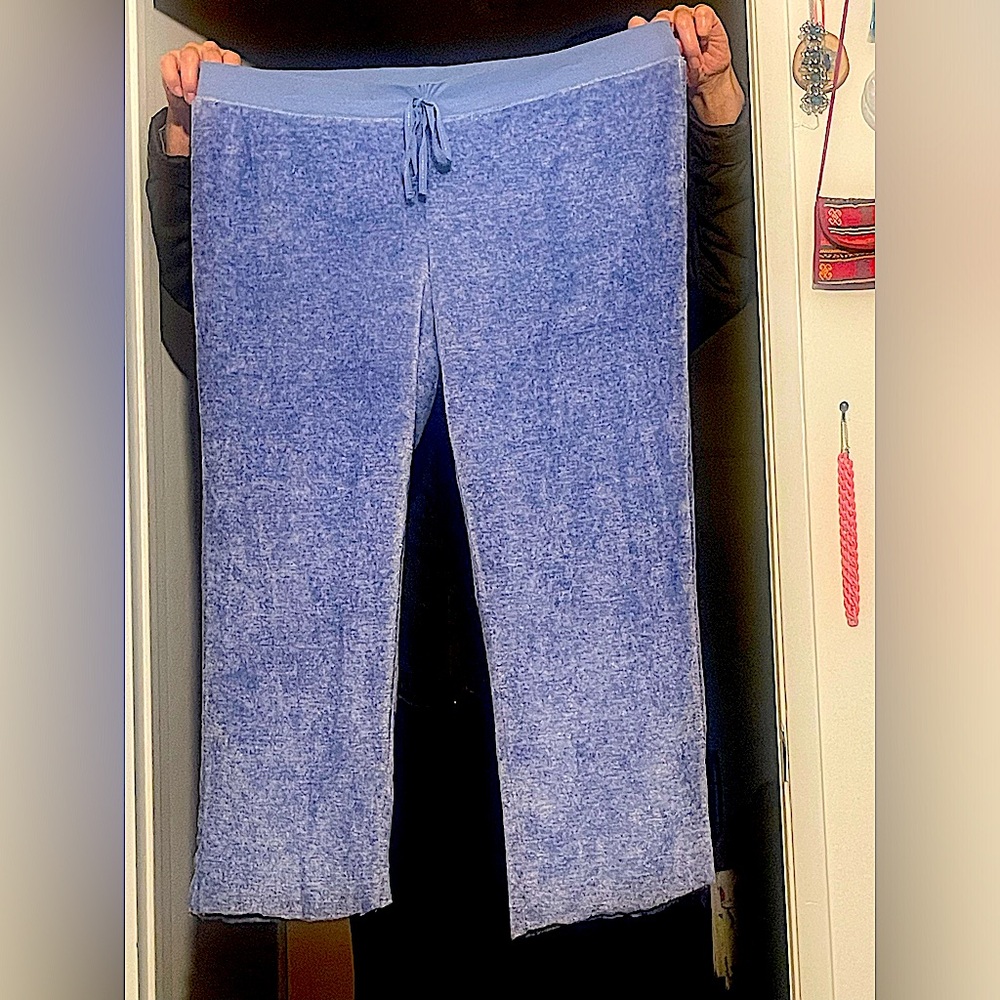 She wore blue velvet pants Joe boxer oversize 2X super soft blue discontinued